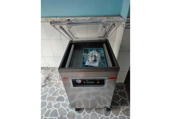 máy hut chan khong dzQ500