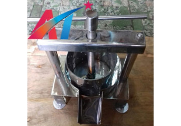 Dụng cụ ép cơm dừa bằng tay 0.5 kg