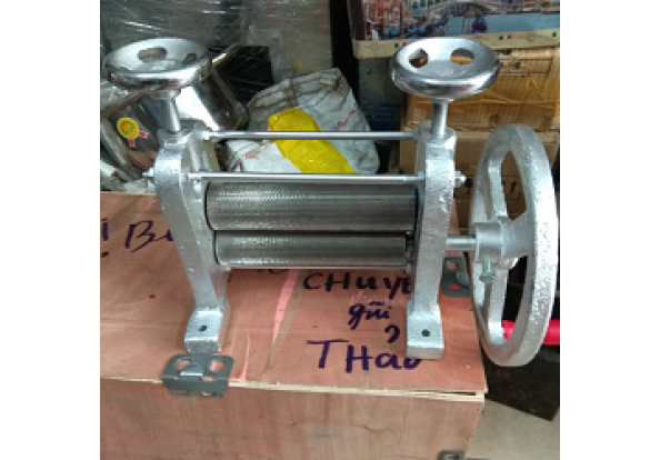 Máy cán dài con mực bằng tay