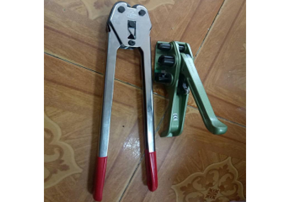 Dụng cụ xiết dây đai bằng tay Ybico