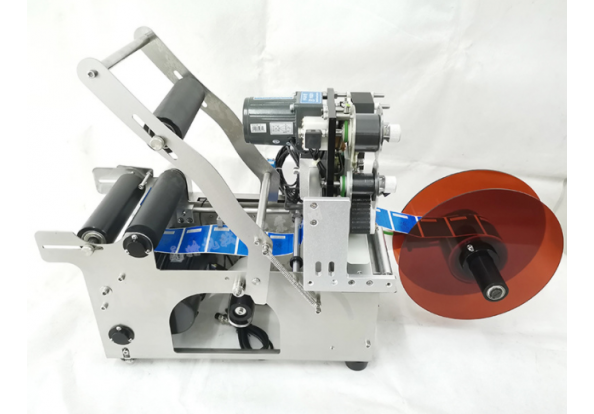 Máy dán nhãn chai tròn bán tự động MT-50C có in hạn sử dụng