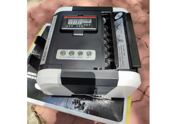 Máy đếm tiền CASHTA 3900UV